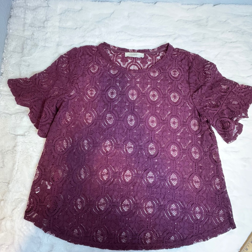 LOFT Burgundy Lace Short Sleeve Flutter Blouse Crew Neck Top 448363